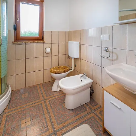 Magla With Terrace Apartment