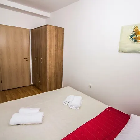 Magla With Terrace Apartman Baska (Krk)