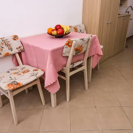 Magla With Terrace Apartment